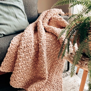 Chunky Crochet Blanket Pattern: Easy Beginner Throw (PDF Pattern)