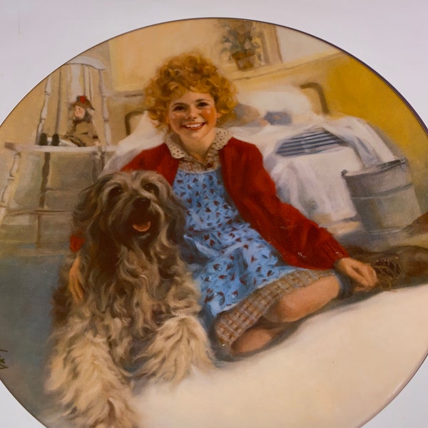 Vintage Knowles  little orphan Annie 1982 “Annie and Sandy” collector plate