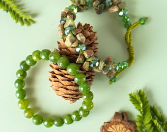 Handmade Green Beaded Stacking Bracelet – Adjustable Waterproof Charm