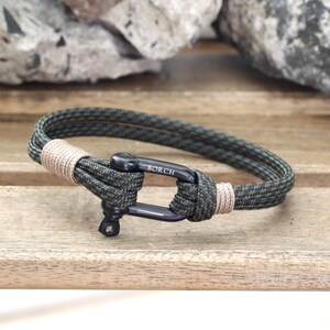 Adjustable Waterproof Bracelet for Men and Women - Handmade Custom Unisex Jewelry – wrap bracelet with cord and shackle - Christmas Gift