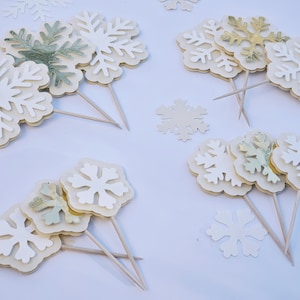 Winter Snowflake Cupcake Toppers, Winter Decorations, Christmas Cupcake Toppers, Winter Wonderland