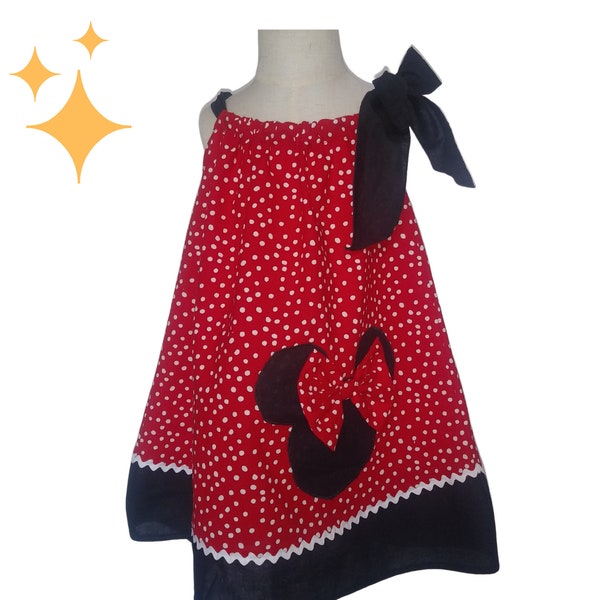 Handmade Minnie Mouse Dress, Minnie mouse Birthday dress, Minnie Mouse Pillow case dress, little girl dress, Christmas dress, vacation dress