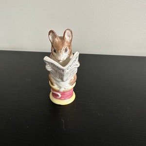 Beatrix Potter, Beswick Figurine, Susan, Beatrix Potter, Tailor of Gloucester Beatrix Potter Mouse Figurine by Royal Albert