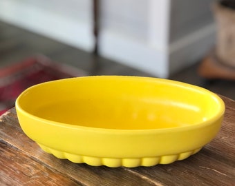 Haegar Oval Spring Yellow Planter | Haeger 73 USA