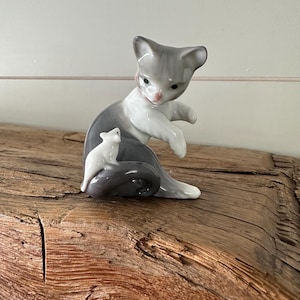 Lladro Playful Piglets #5228 Retired Figurine by Jose Roig Glossy