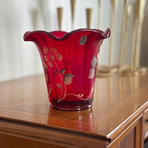Fenton Art Glass 100th Anniversary Founder&#39;s Vase Red 2005 Hand Painted Signed | Fenton Red Vase