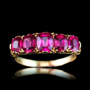 Antique Victorian Ruby Ring 5 Stone Design 18k Gold - C.1900