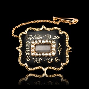 Antique Georgian 14ct Gold Mourning Brooch with Seed Pearls & Black Enamel - c.1800