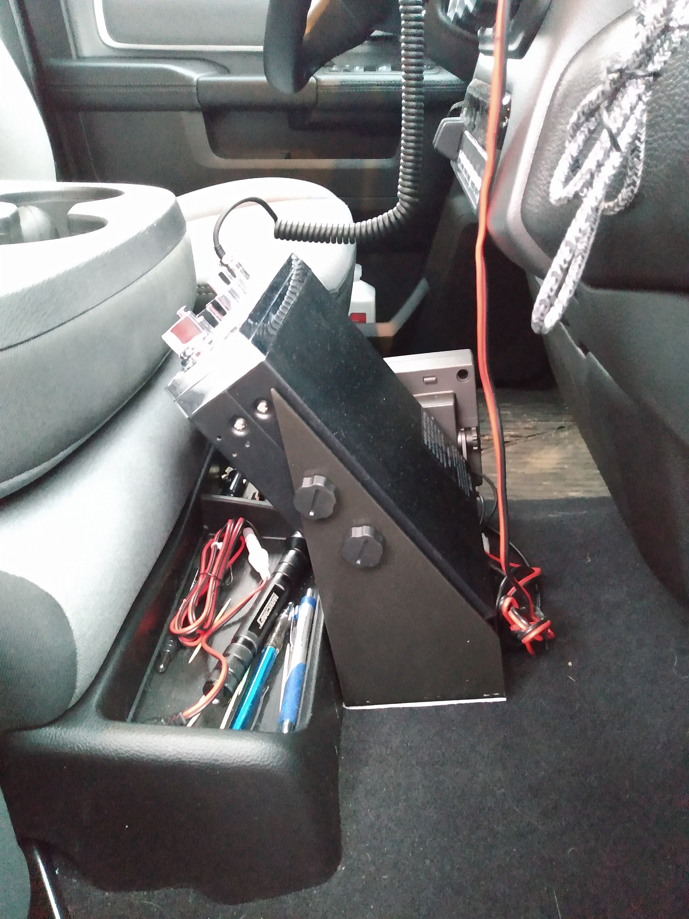 thumbnail image 2 of Workman HUM-1 Universal CB Radio Hump Mount – Adjustable Floor Bracket For Ham Radios 2 of 6