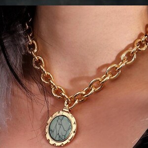 Gold Chain with Vibrant Round Pendant Necklace