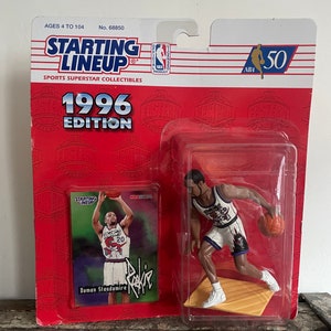 1996 Starting Lineup NBA 50th anniversary Damon Stoudamire rookie figure. Toronto Raptors original figurine. By Kenner hasbro 1996. Includes