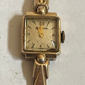 Bulova ゴールド スクエア型 腕時計 楽天市場】ブローバ BULOVA メンズ 腕時計 角型 スクエア