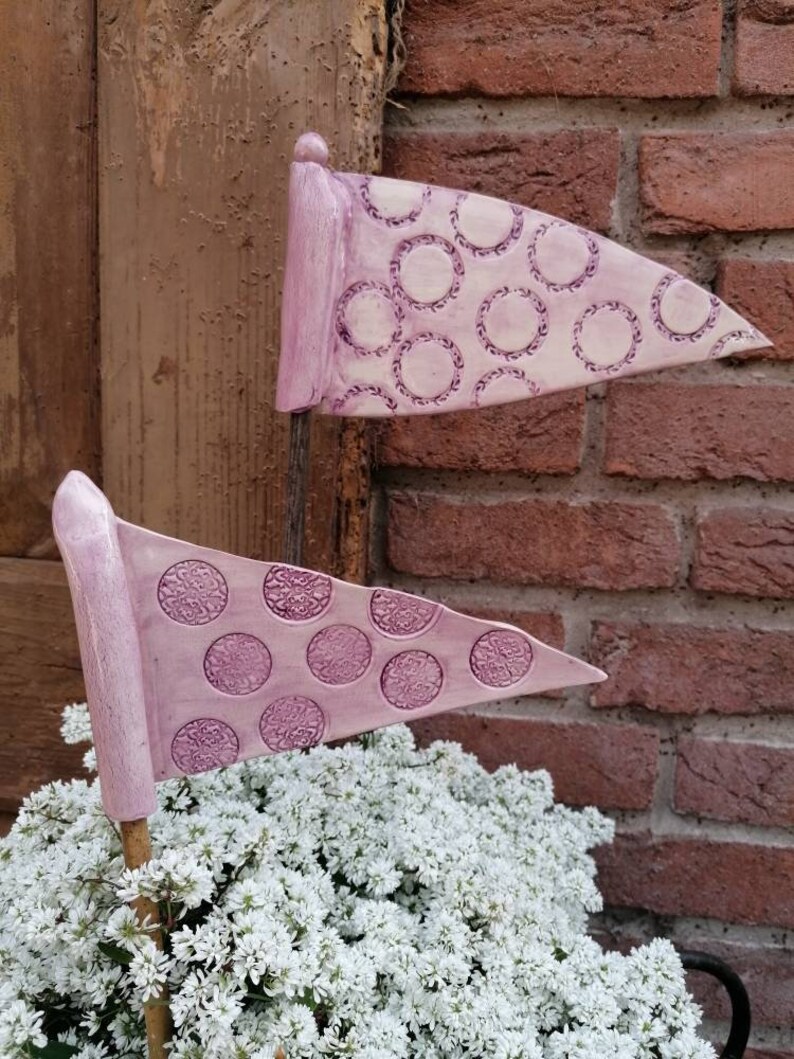 2 Gartenfahnen aus Keramik Beetstecker | Etsy