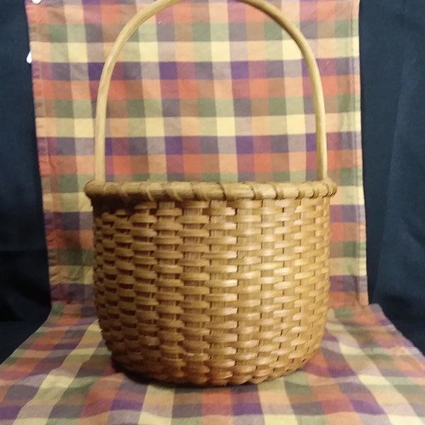 Vintage Shaker Style Basket