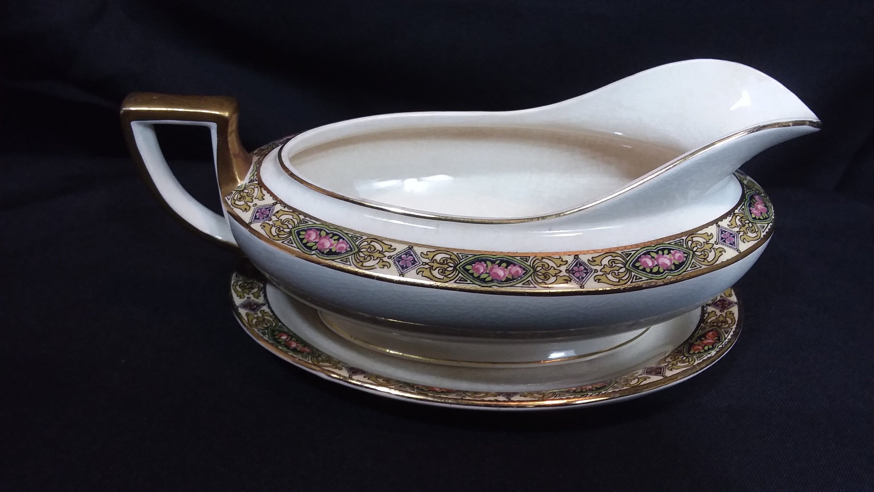 Vintage 1920's Homer Laughlin Gravy Boat With Dish Etsy