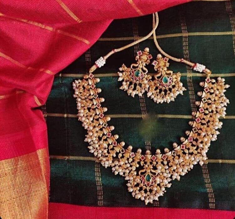 Bridal Guttapusalu Set With Kemp Stones 