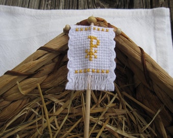 Mini Easter flag, Easter flag for Easter lamb, religious, cross stitch handmade