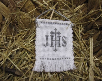 Cross-stitch Easter flag for Easter lamb, handmade by IHS, grey and silver