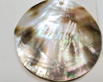 Mother of Pearl Round Pendant #176