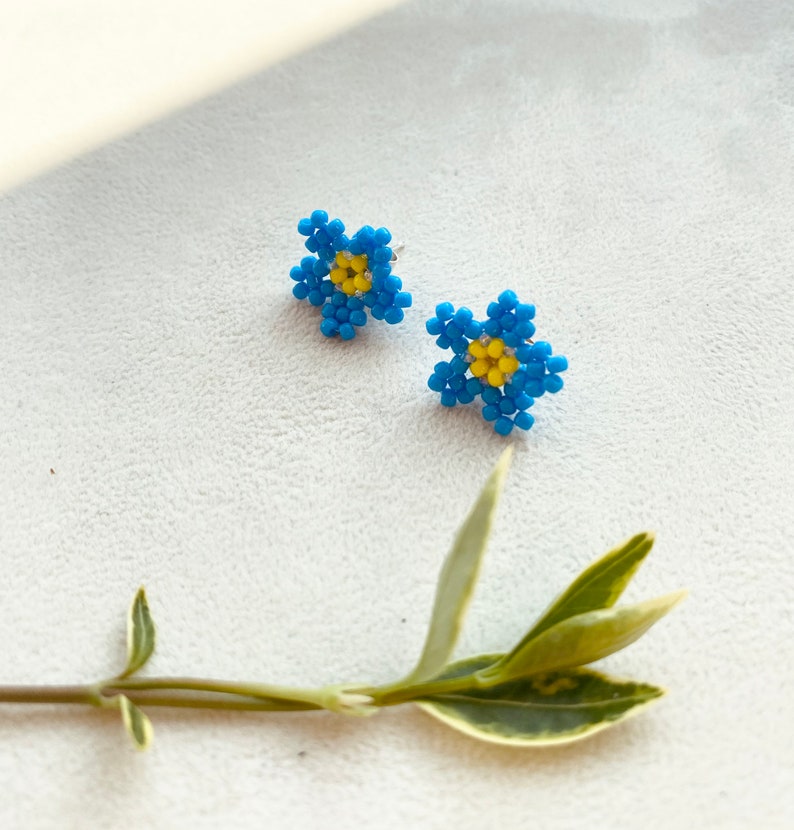 Me Not Flower Earrings Miniature Floral Earrings Blue Etsy