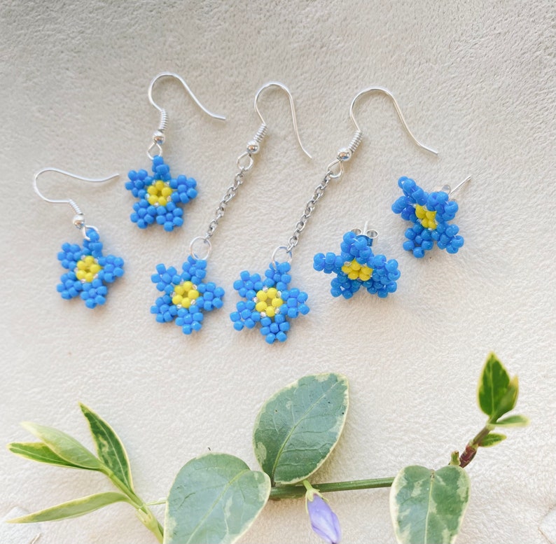 Me Not Flower Earrings Miniature Floral Earrings Blue Etsy