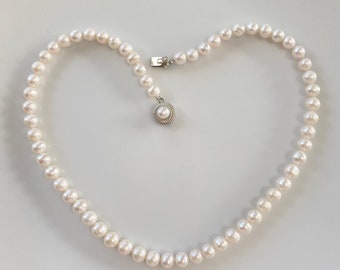 Collier de perles d'eau douce, collier de perles blanches, bijoux en perles de perles, perles d'anniversaire, cadeaux pour elle, bijoux d'été en perles, cadeau d'anniversaire