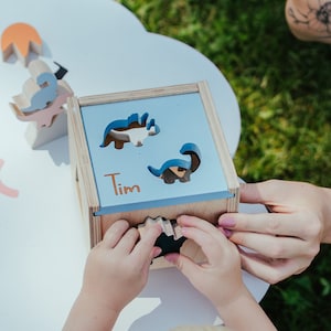 Wooden Educational Toy Shape Sorter With Personalization,Shape and Color Sorting Toy, Toddler Learning Game, Sorting Box & Dinosaurs Shapes
