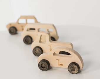 Colección de coches de madera con nombres, conjunto de regalos de cumpleaños para bebés, juguetes de madera para niños, juguetes preescolares, juguete ecológico hecho a mano para niños pequeños
