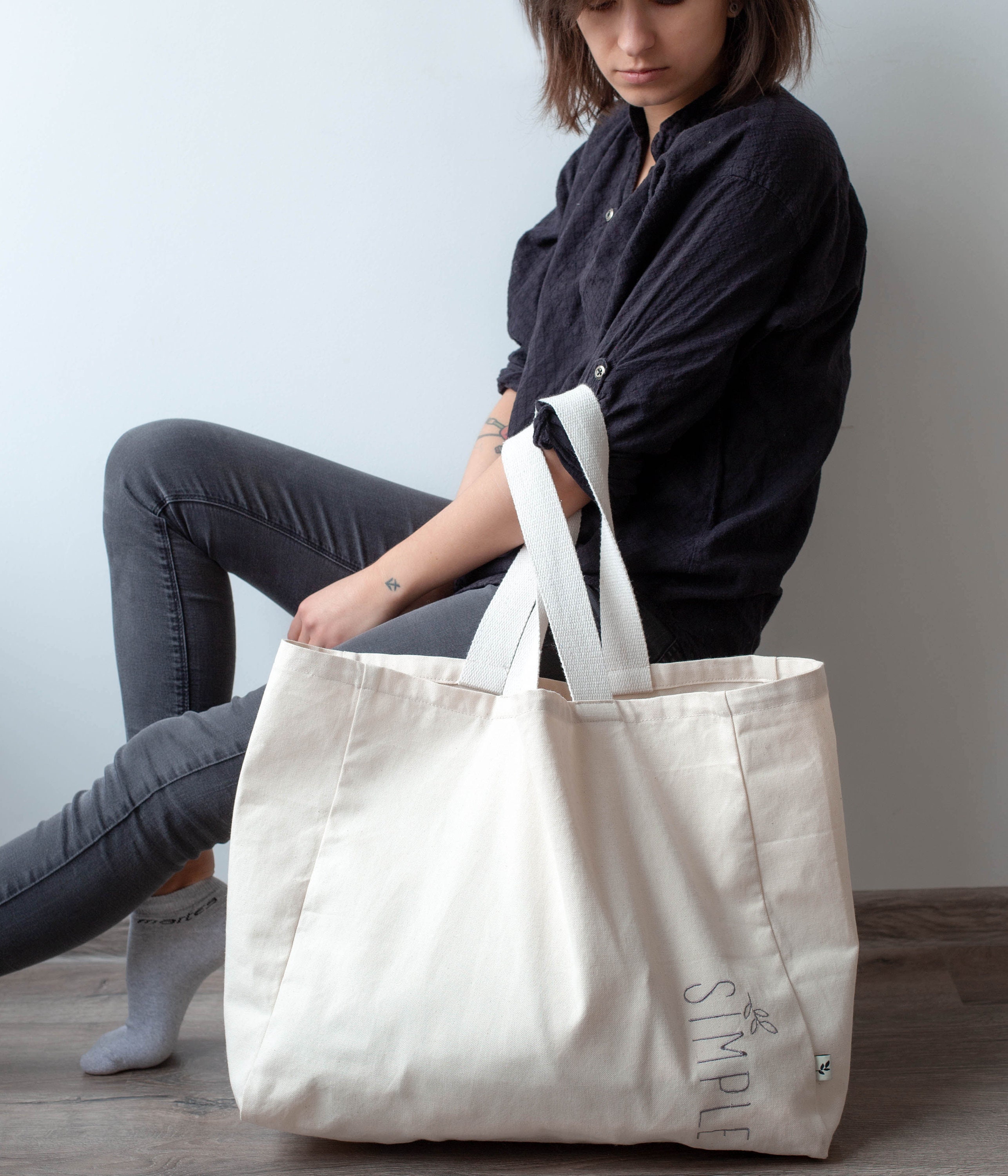 Plain Loop Handle Cotton Big Shopper Bags, Capacity: 2 Kg