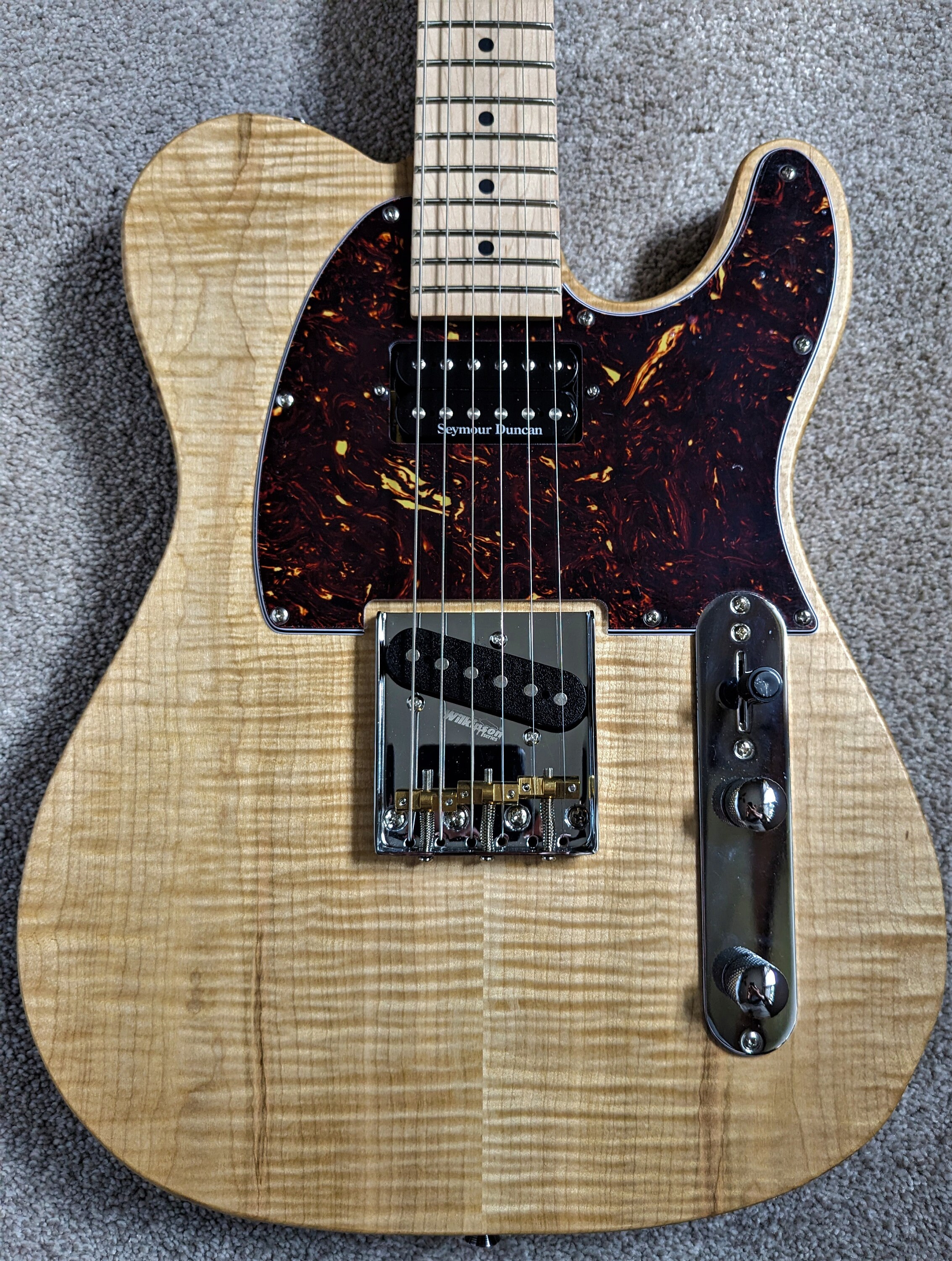 2ピースギタートップ用材木 Soft Maple