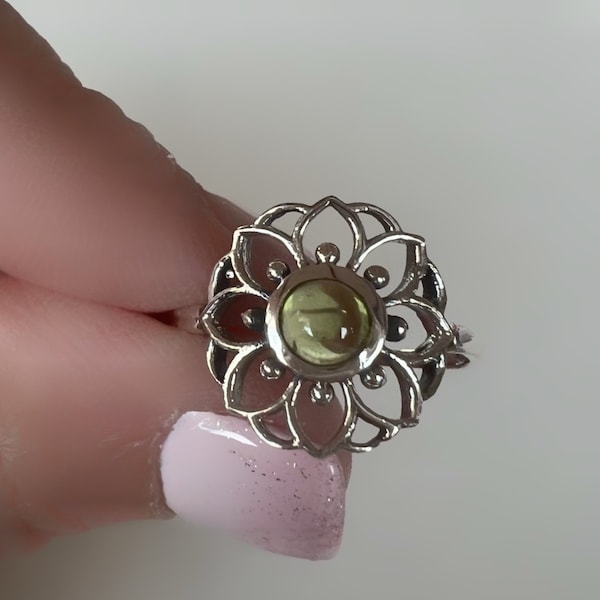 Peridot Ring, Sterling Silver Mandala Ring, boho and hippie, August Birthstone