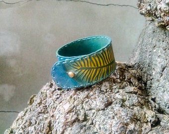 Green-Yellow Unique Leather Handmade Bracelet With Feather,Hand Painted Tooled Cuff for Men,Hand Sewed Unisex Jewelry,Gift Ideas For Him