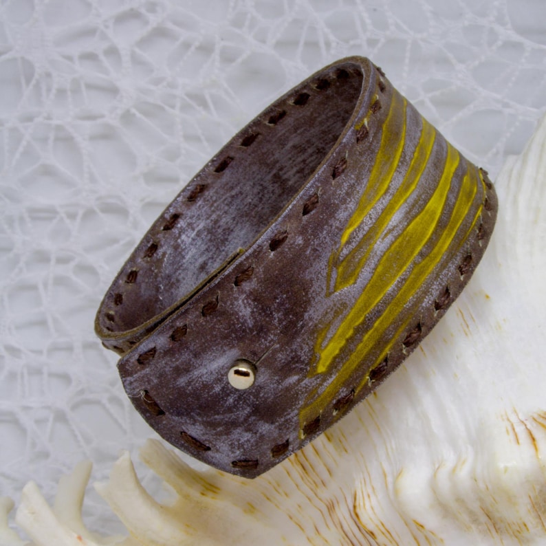 Mens Leather Bracelet Hand Painted Bracelet for Men Unisex Jewelry Mens Gift Ideas Husband Birthday Gift for Dad Ideas for him Unique Gifts