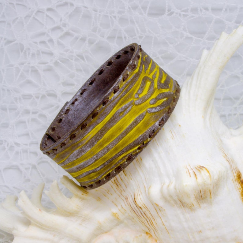 Mens Leather Bracelet Hand Painted Bracelet for Men Unisex Jewelry Mens Gift Ideas Husband Birthday Gift for Dad Ideas for him Unique Gifts