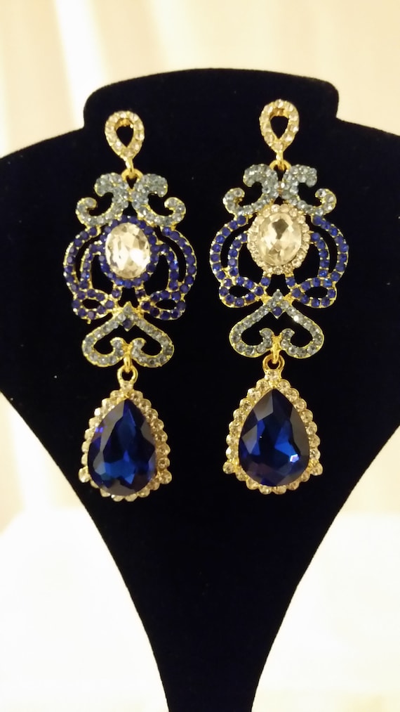 Stunning Gold Tone Blue and Clear Rhinestone Earr… - image 3