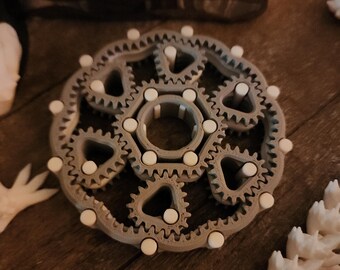 Dual color 3d printed fidget toy