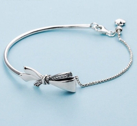 pandora sparkling bow bracelet