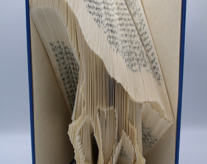 Featured listing image: Giraffe book folding pattern - book art - book folding- nursery decor