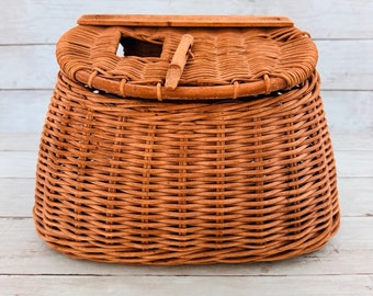 Vintage 50-60's Wicker Fly Fishing Creel Basket