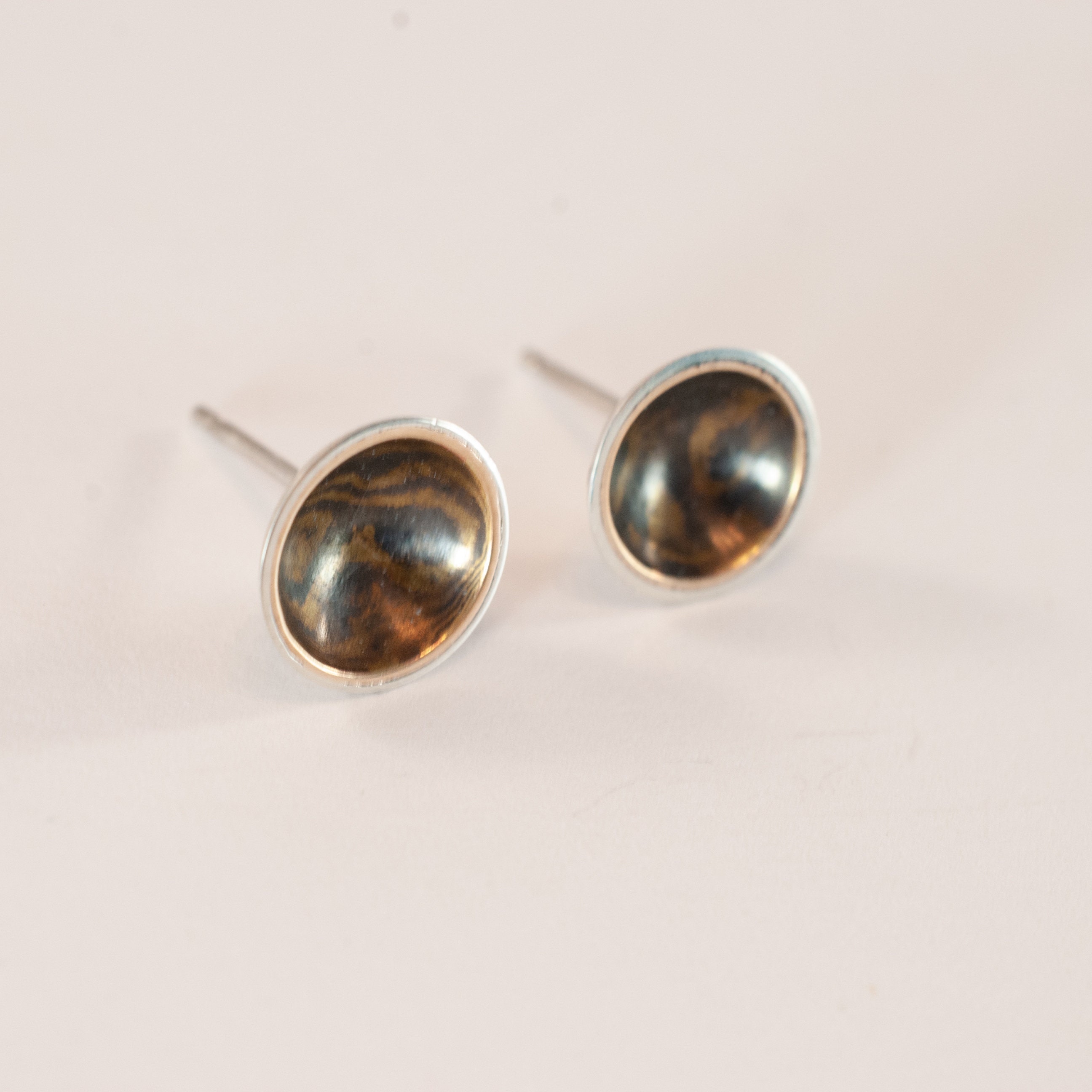 Pendientes De Plata 925 Con Madreperla Natural, 9mm, Tachuela Redonda, Hechos A Mano, Con Bolsa De Regalo