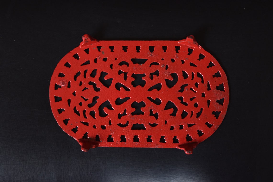 Dessous-de-plat en fonte rouge vintage décoration rustique - Canada