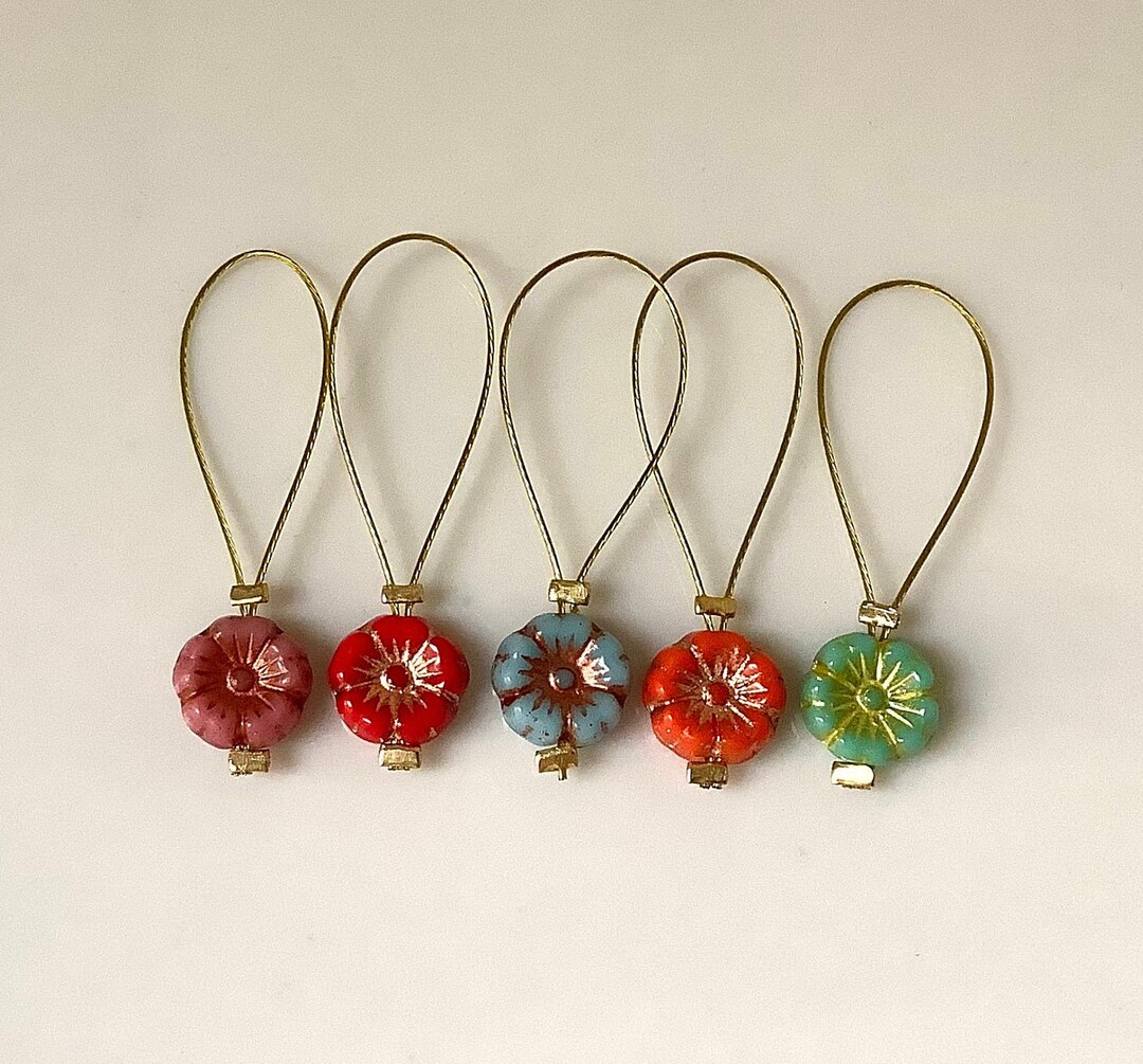 5 Pretty Flower Stitch Markers, Czech Glass Stitch Markers, Knitting
