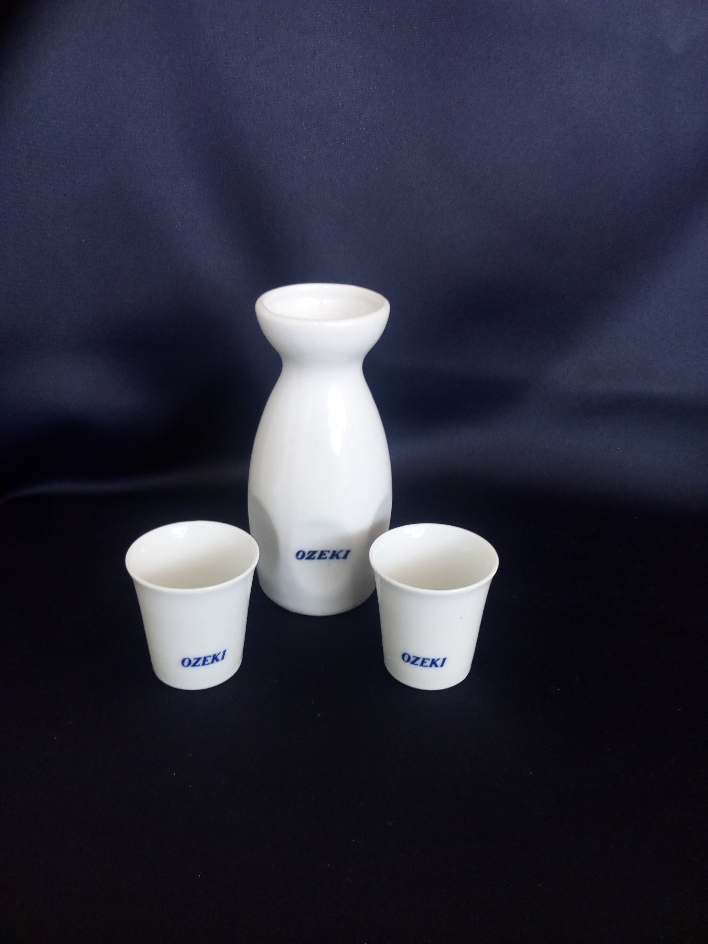 Vintage OZEKI Japan WHITE PORCELAIN Sake Bottle & 2 Cups Etsy Australia
