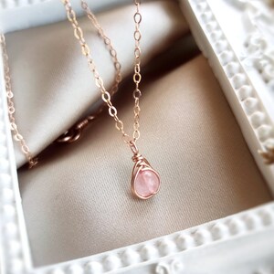Halsband med rosenkvarts, 4 mm ädelsten, 14K guldfyllt eller sterlingsilver