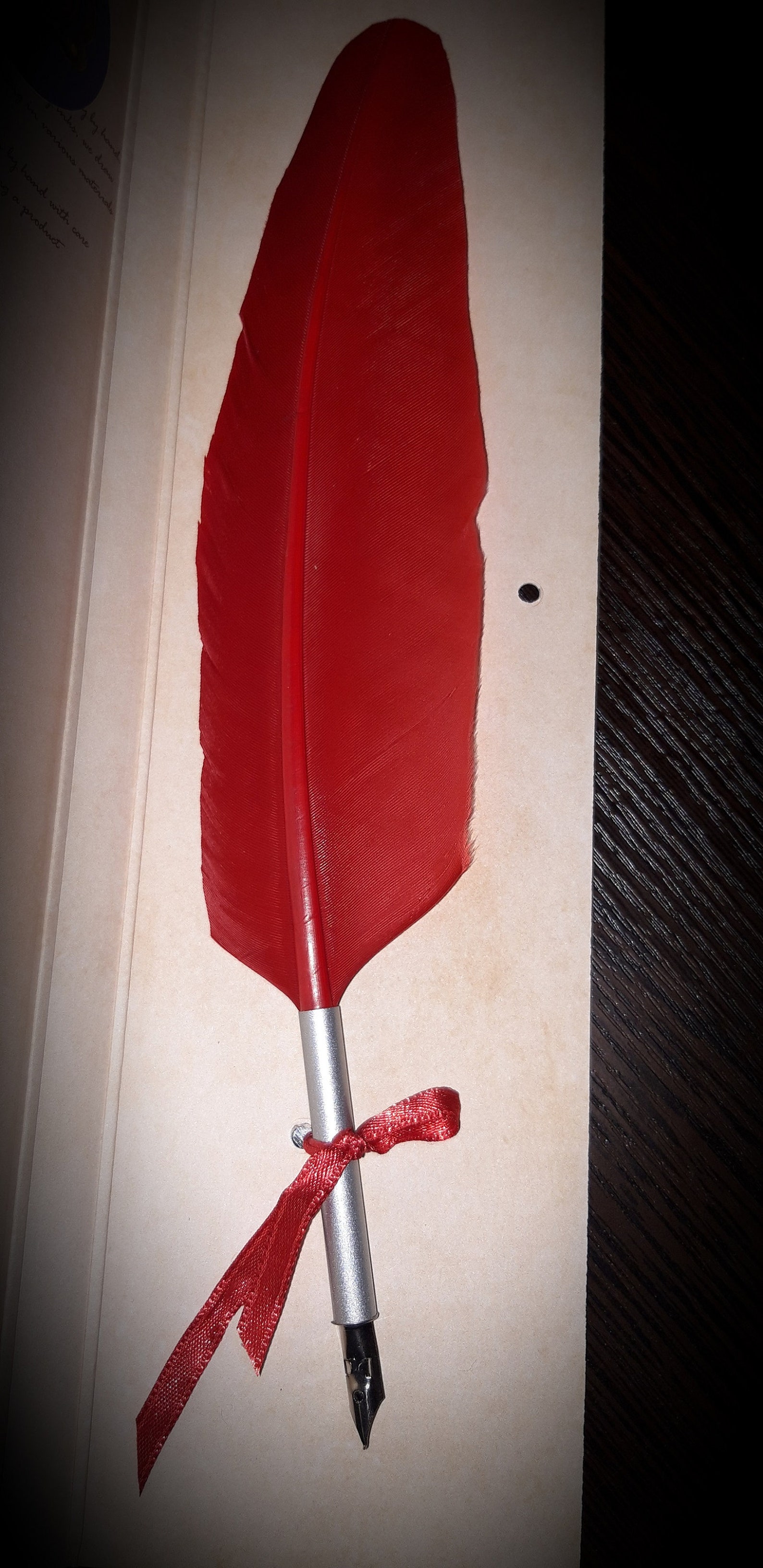 Red feather pen Clearance