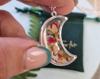 Beautiful Moon and pressed flower necklace -  resin roses - gorgeous pressed flowers necklace - Silver plated.