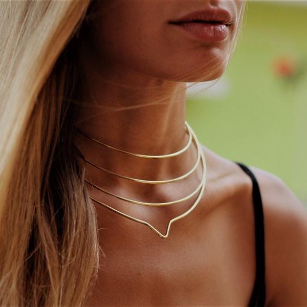 Afrikanischer Halsring, Goldener Choker, Messingdraht, NICKELFREI, Kurze Goldkette, Steifer Halsreifen, Messingkette, Tribal Choker, Maasai