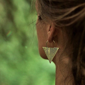 Geometric earrings, drop earrings, modern brass jewelry, triangular earrings, Inca earrings, Indian gold jewelry