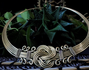 Celtic Knot Choker, Irish Necklace, Celtic Jewelry, Brass Chain, Infinity, Infinity Knot, Braided Chain, Gold Color