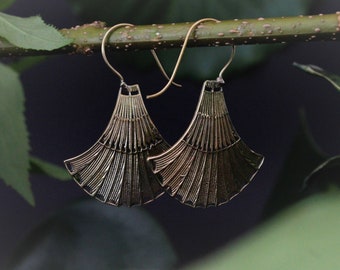 Gingko Earrings, Gingko Leaf, Gingko Tree, Leaf Earrings, Oriental Gold Jewellery, Indian Gold Jewellery, Golden Drop Earrings